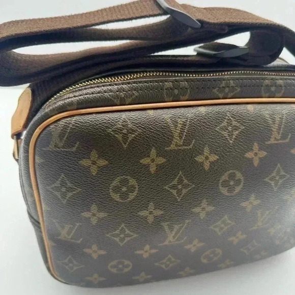 LOUIS VUITTON Reporter PM Crossbody Shoulder Bag M45254 Monogram (Unisex) - Picture 8 of 15